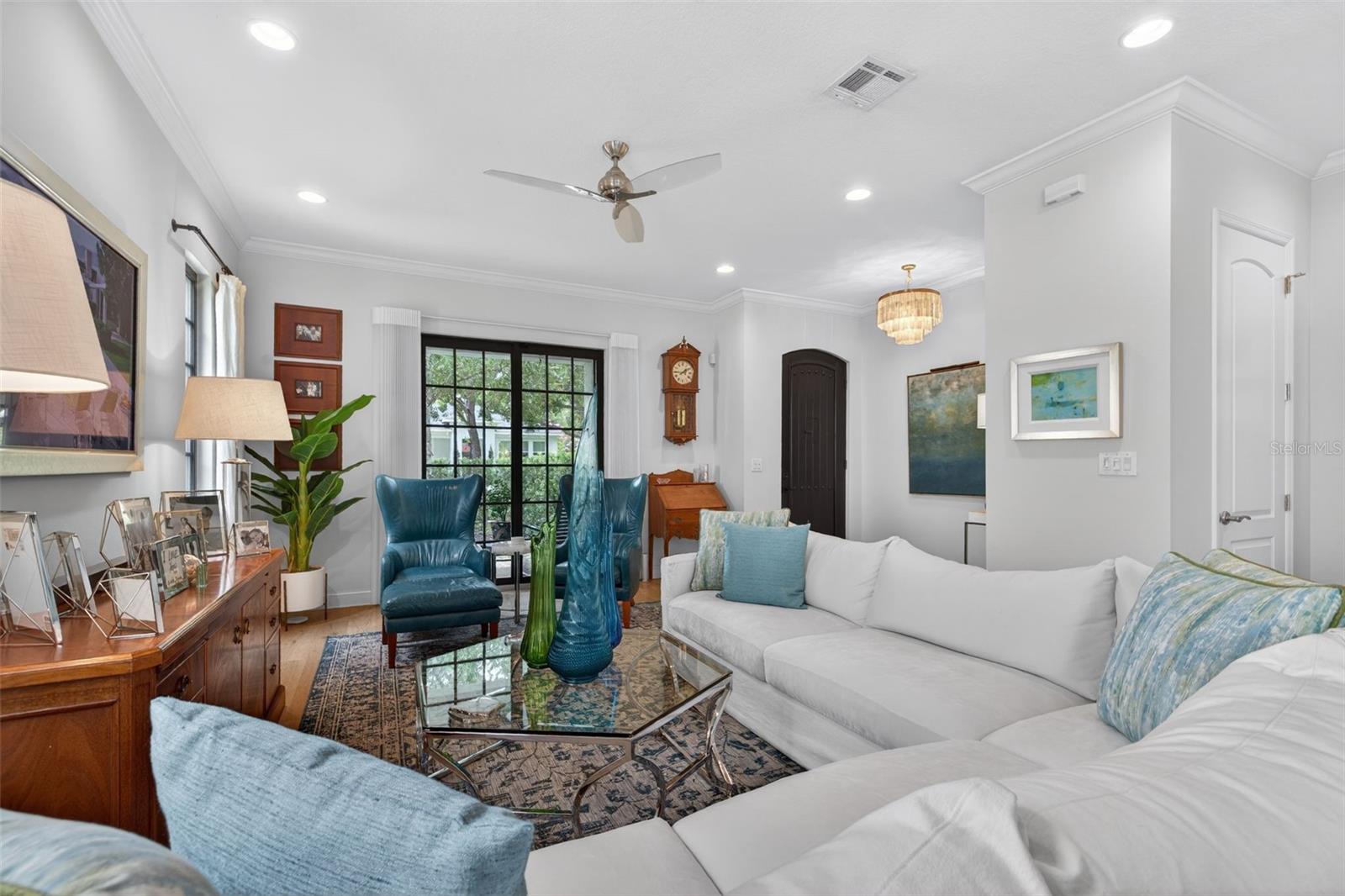 CRESCENT PARK HEIGHTS - Residential