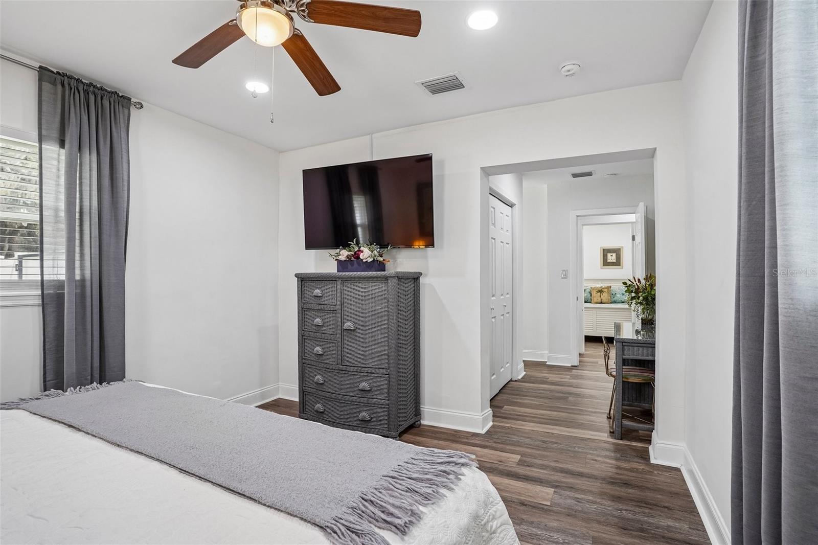 MOUNT DORA SYLVAN SHORES - Residential