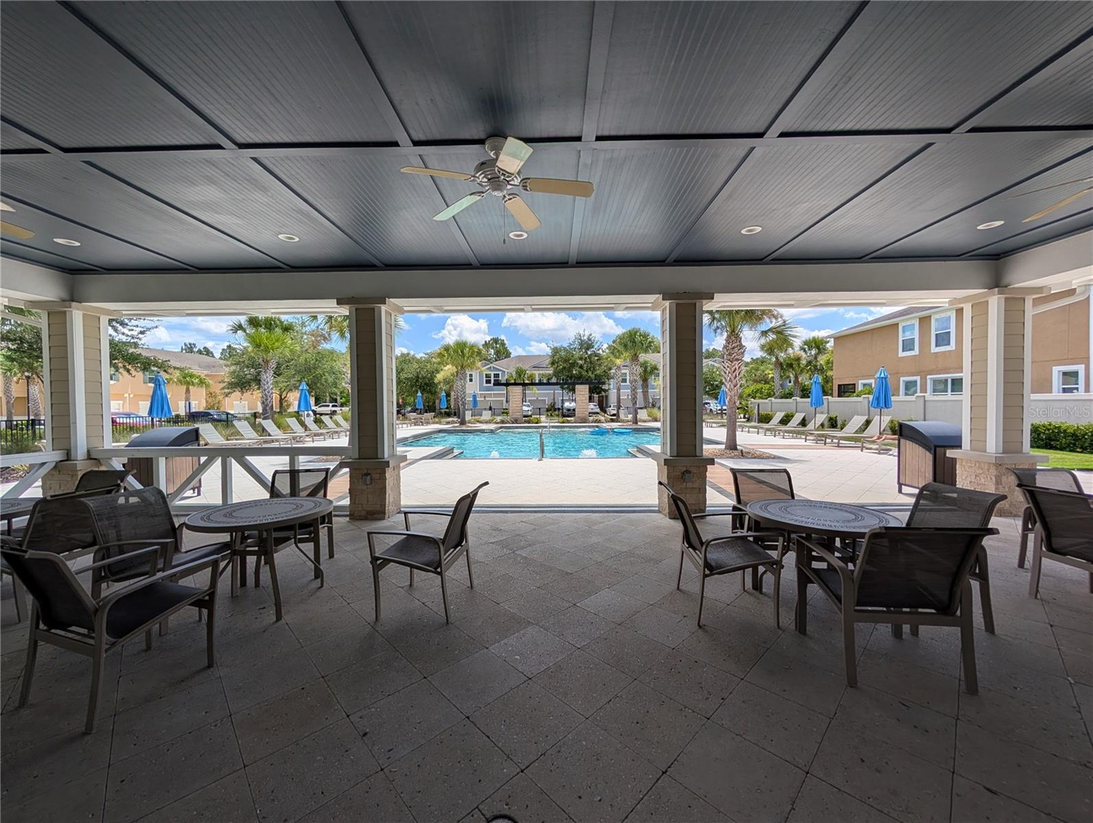 LAKESHORE PRESERVE - Residential Lease