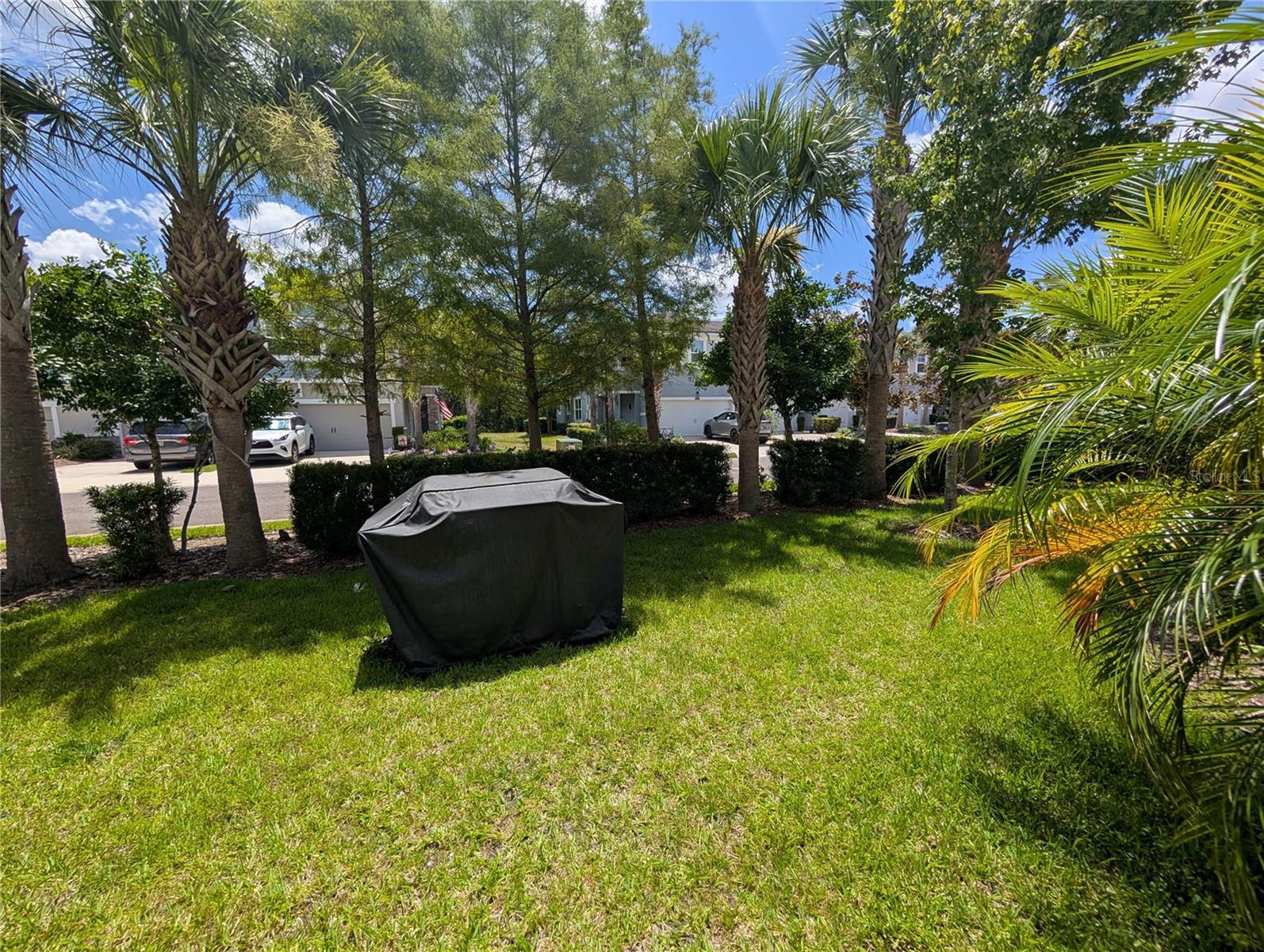 LAKESHORE PRESERVE - Residential Lease