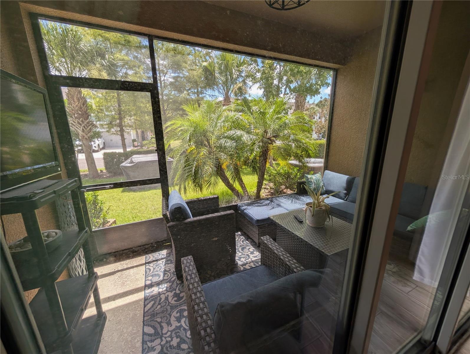 LAKESHORE PRESERVE - Residential Lease