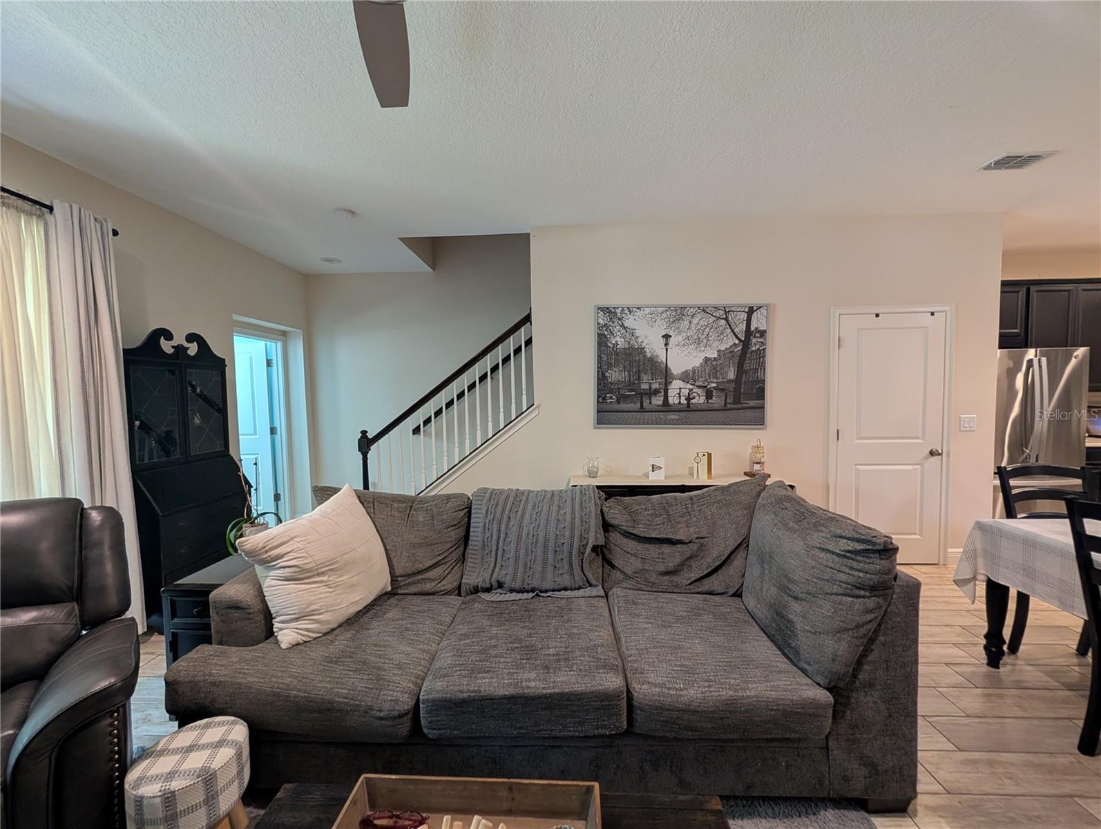 LAKESHORE PRESERVE - Residential Lease