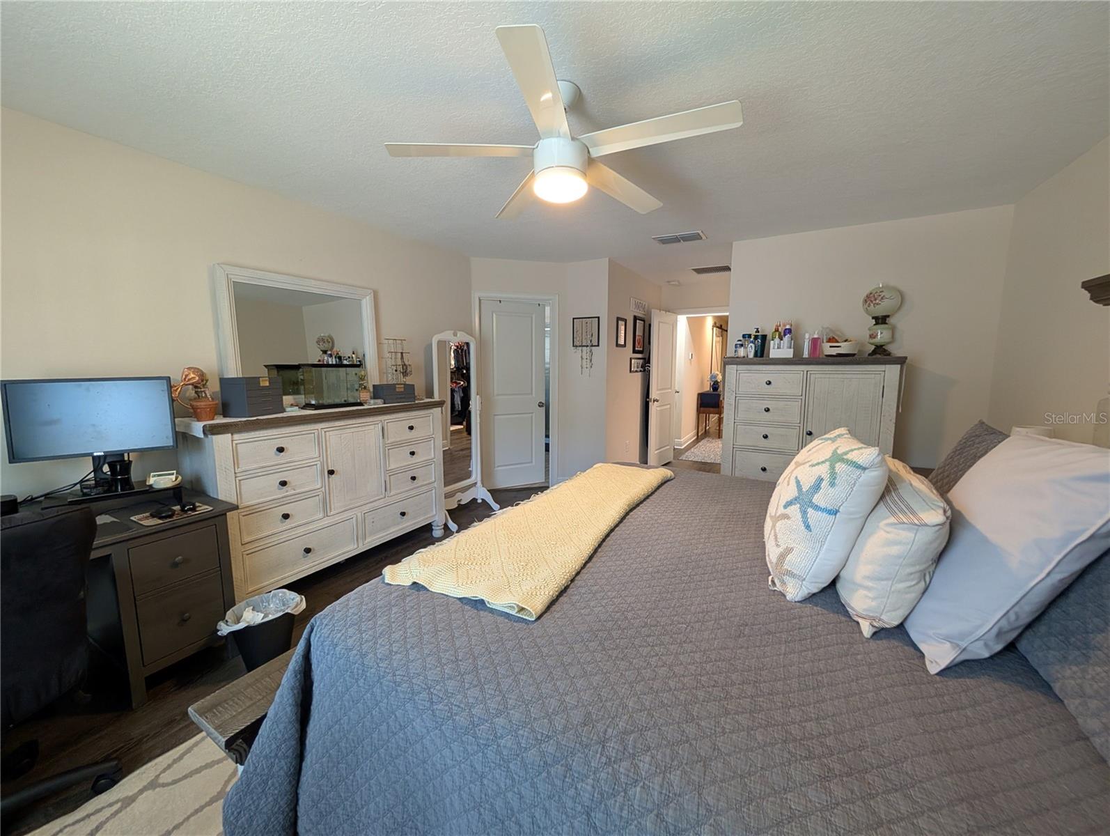 LAKESHORE PRESERVE - Residential Lease