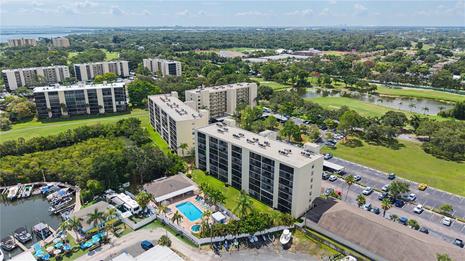 COVE CAY VILLAGE III - Residential