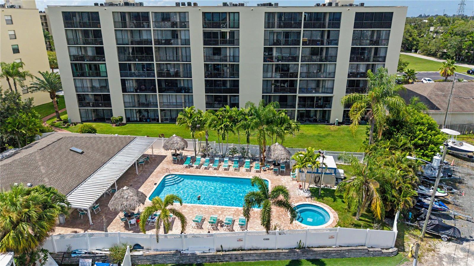 COVE CAY VILLAGE III - Residential