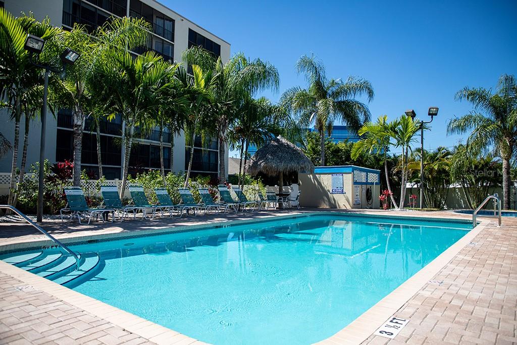 COVE CAY VILLAGE III - Residential
