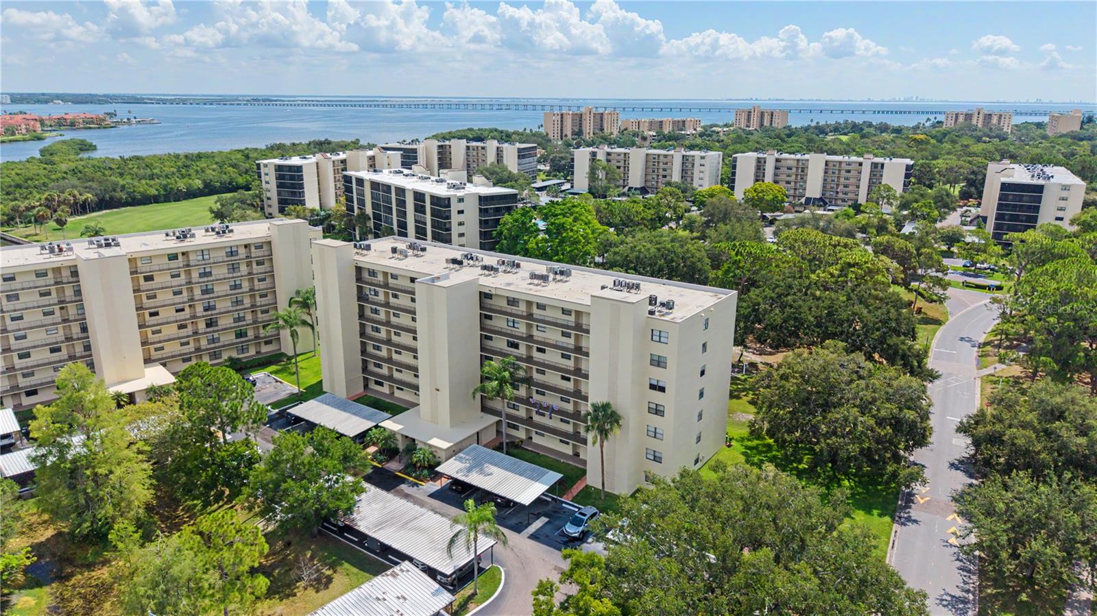 COVE CAY VILLAGE III - Residential