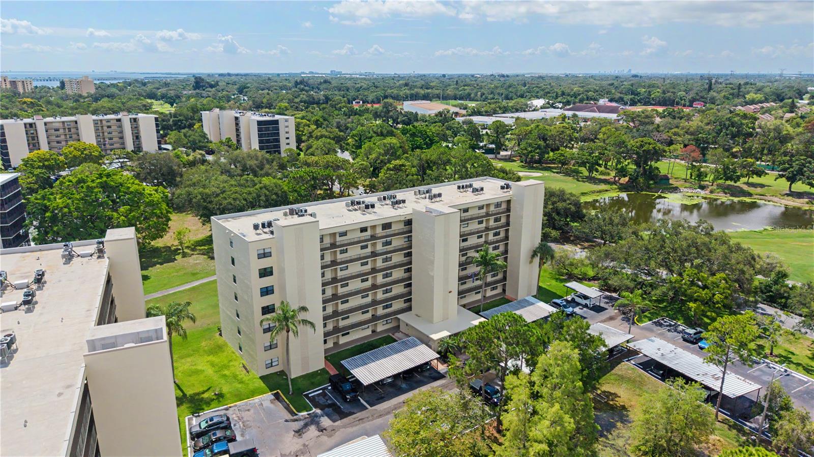 COVE CAY VILLAGE III - Residential