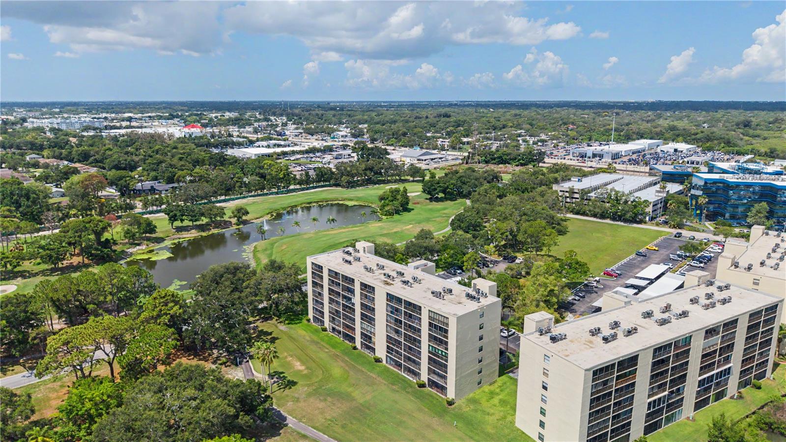 COVE CAY VILLAGE III - Residential