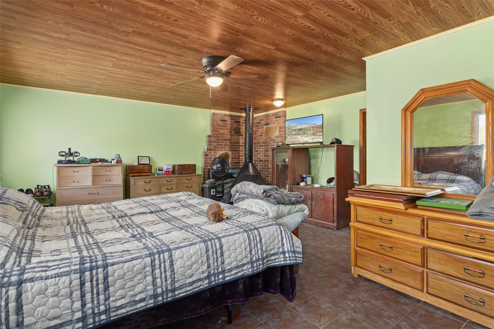 NEW MAYFIELD ACRES - Residential
