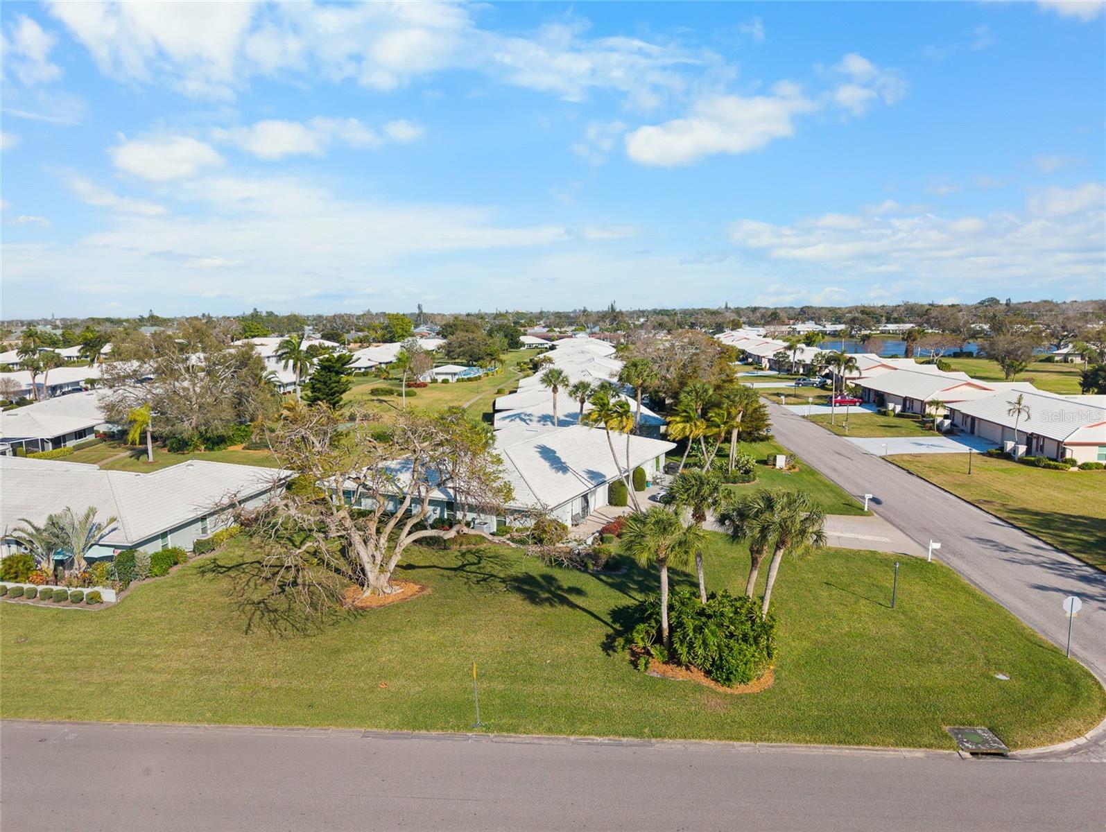 VILLAGE GREEN OF BRADENTON SECTION 6 - Residential