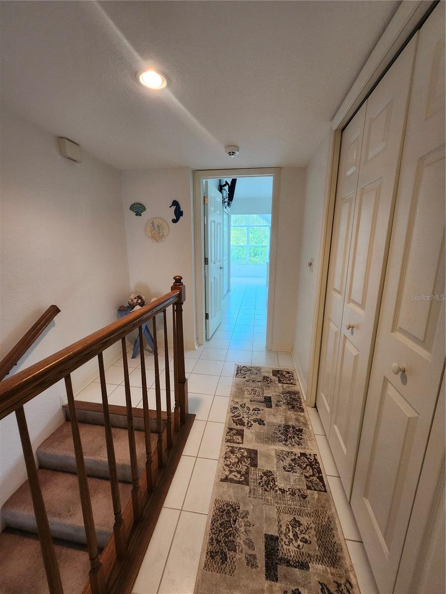 TARA CAY SOUND NORTH - Residential