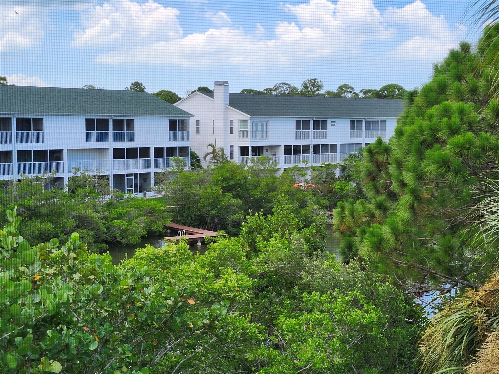 TARA CAY SOUND NORTH - Residential