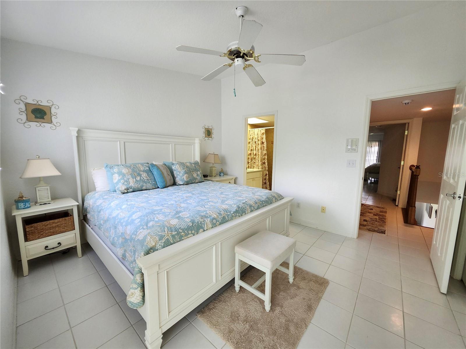 TARA CAY SOUND NORTH - Residential