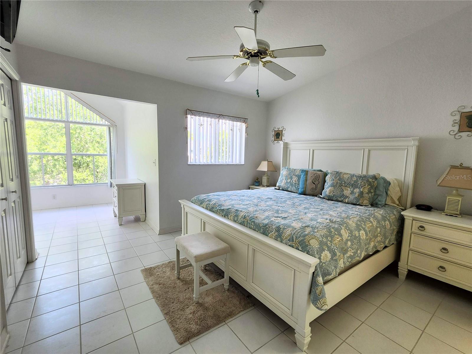 TARA CAY SOUND NORTH - Residential