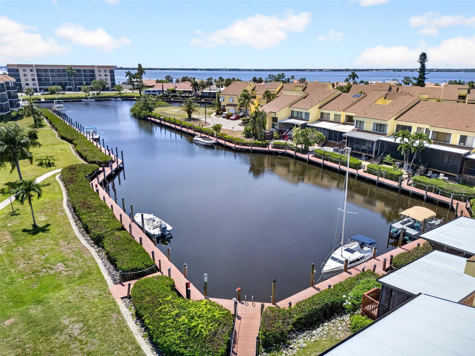 EMERALD POINTE TWNHSE PH 05 - Residential