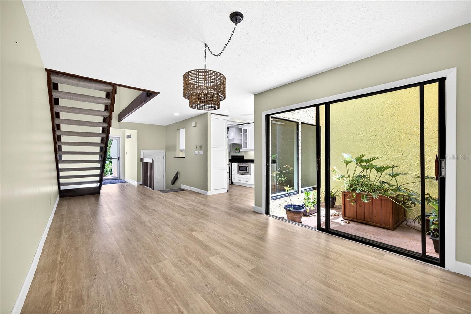 EMERALD POINTE TWNHSE PH 05 - Residential