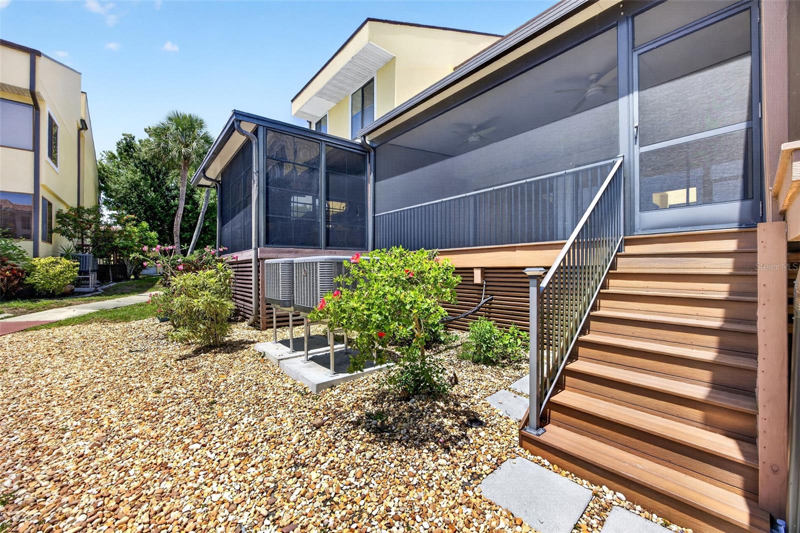 EMERALD POINTE TWNHSE PH 05 - Residential