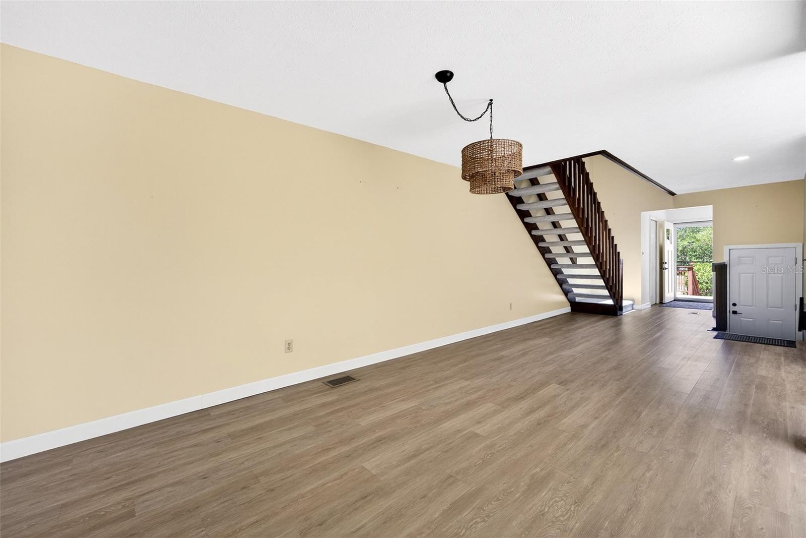 EMERALD POINTE TWNHSE PH 05 - Residential