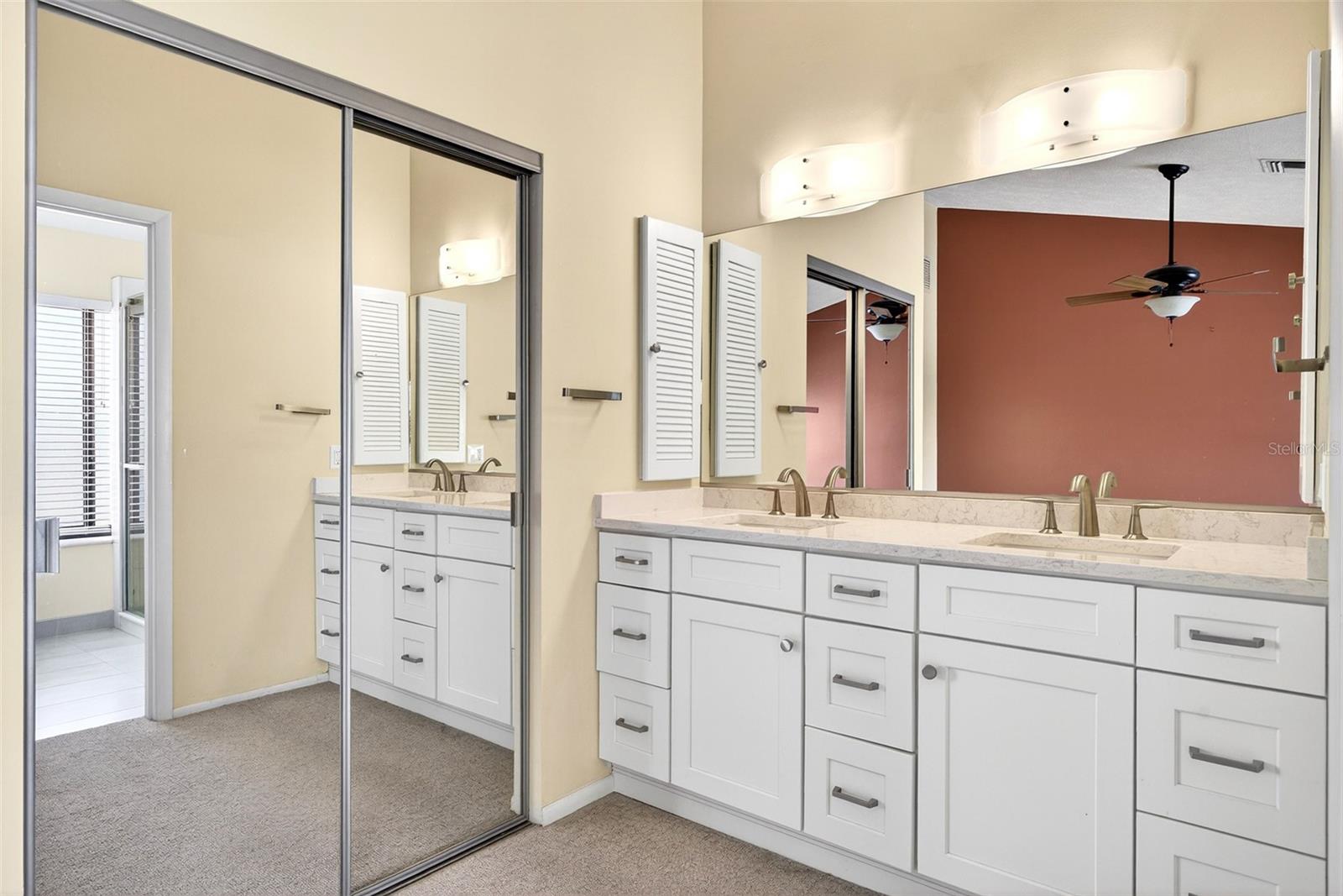 EMERALD POINTE TWNHSE PH 05 - Residential