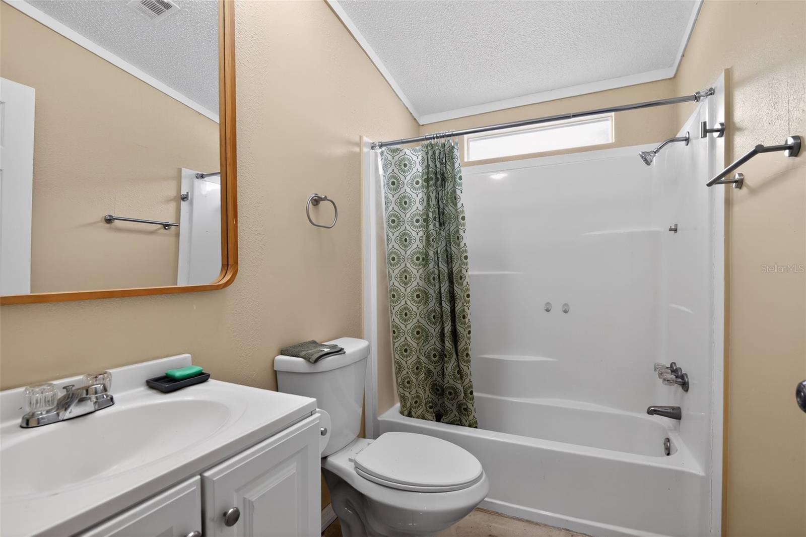 LADY LAKE POTTER SUB - Residential