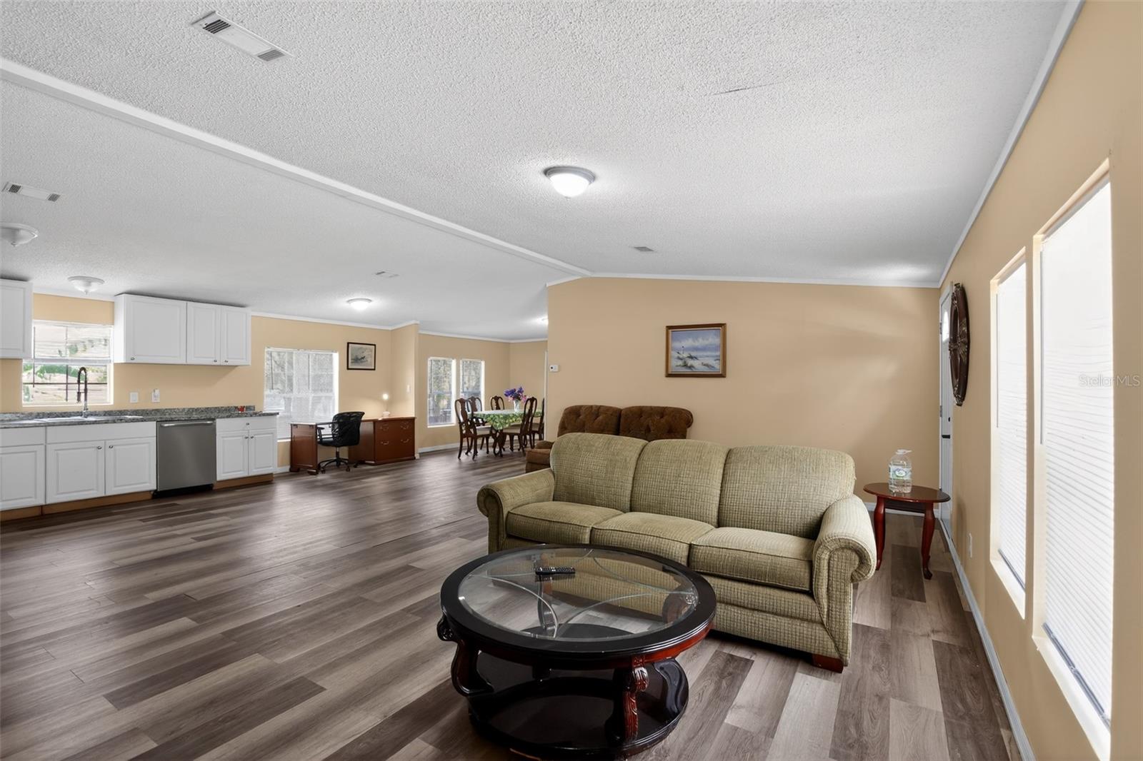 LADY LAKE POTTER SUB - Residential