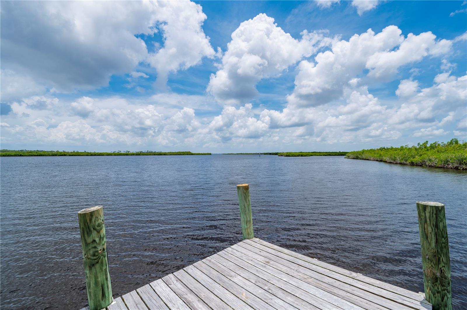 MYAKKA COUNTRY - Land