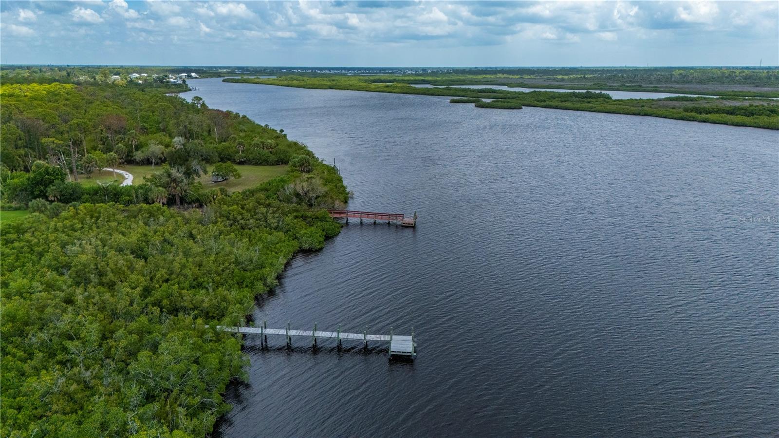 MYAKKA COUNTRY - Land