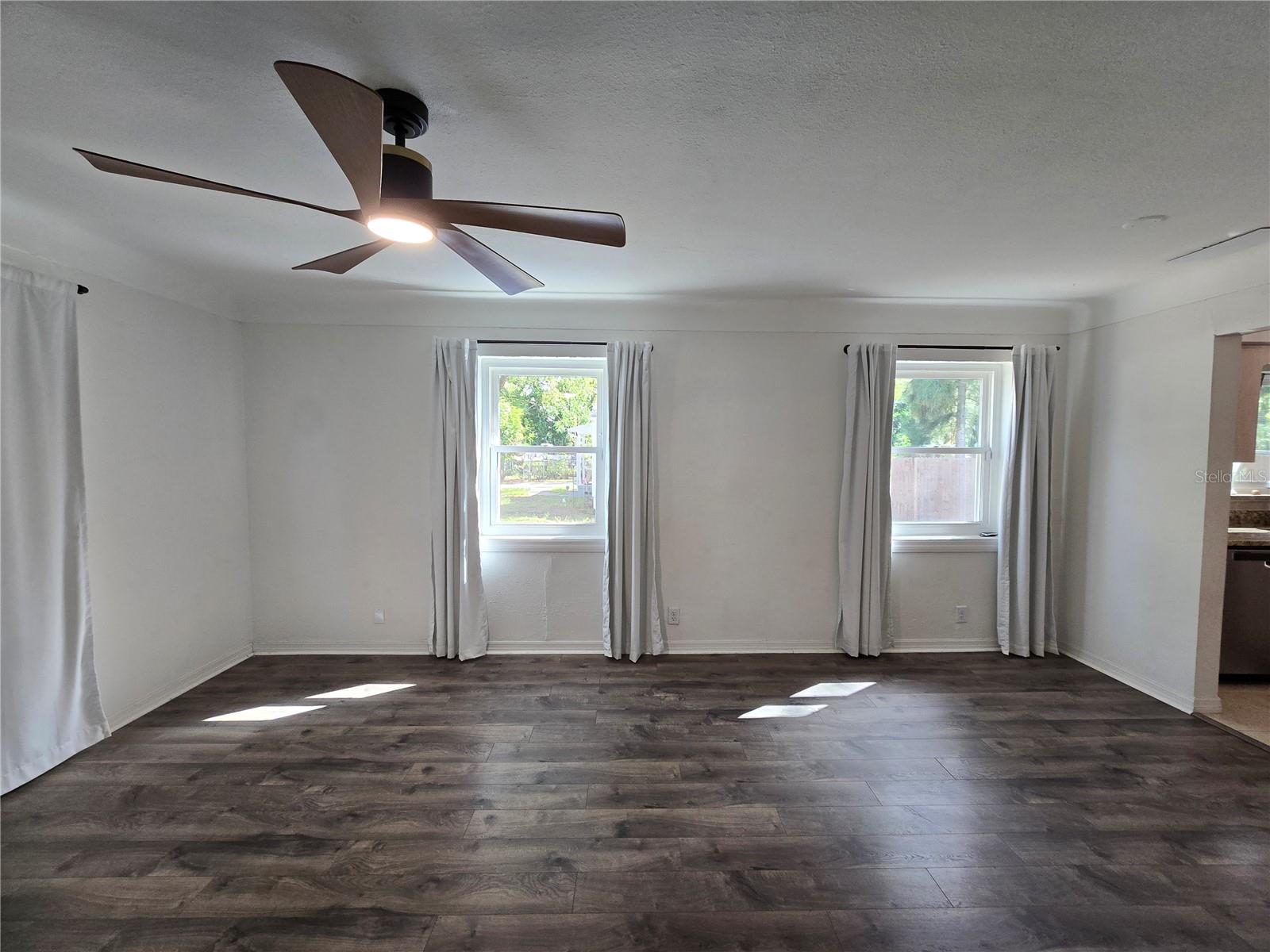 EDGEMOOR ESTATES - Residential Lease