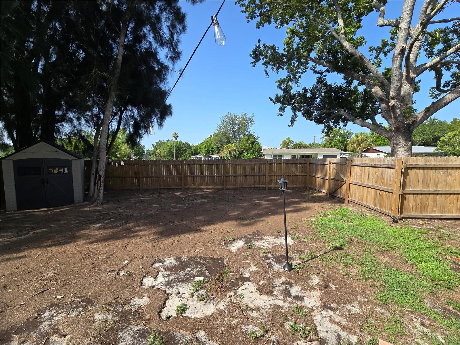 EDGEMOOR ESTATES - Residential Lease