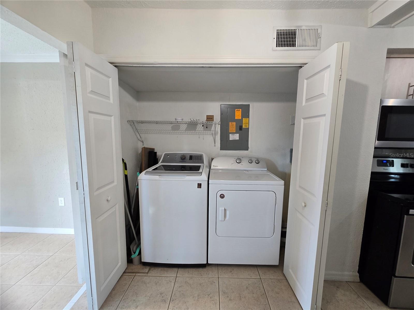 EDGEMOOR ESTATES - Residential Lease