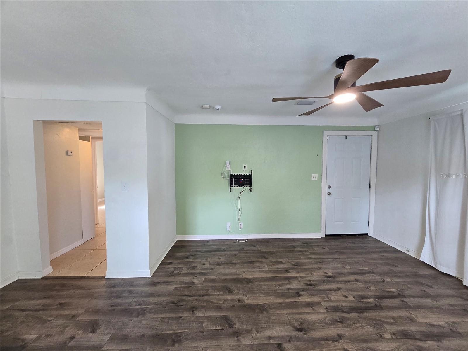 EDGEMOOR ESTATES - Residential Lease