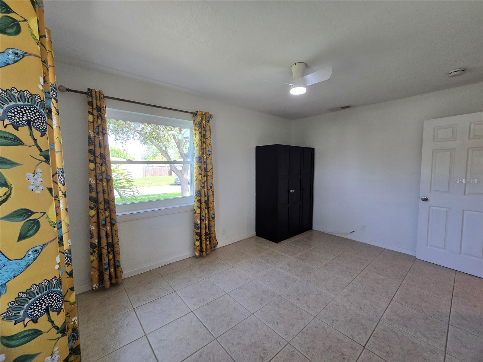 EDGEMOOR ESTATES - Residential Lease