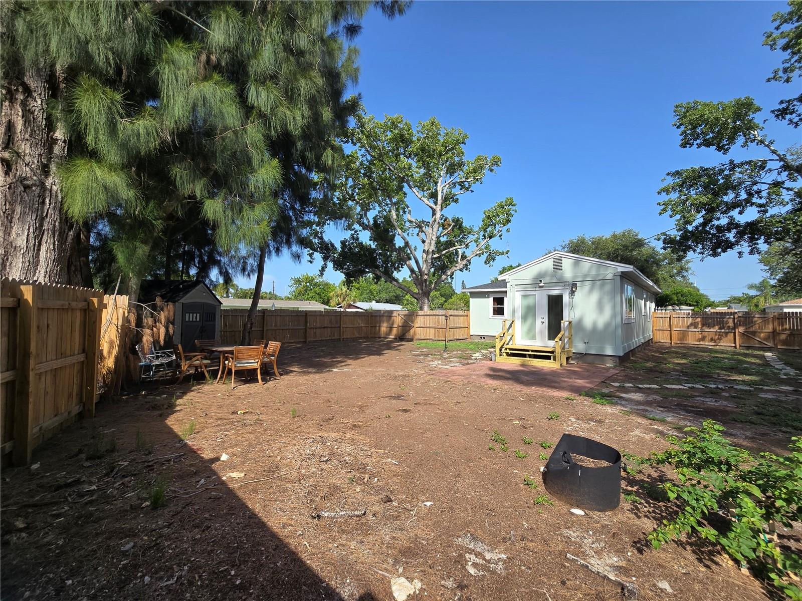 EDGEMOOR ESTATES - Residential Lease