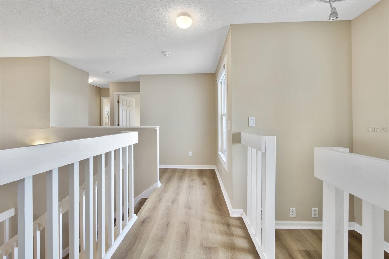 LAUREL RUN AT CRESCENT LAKES - Residential