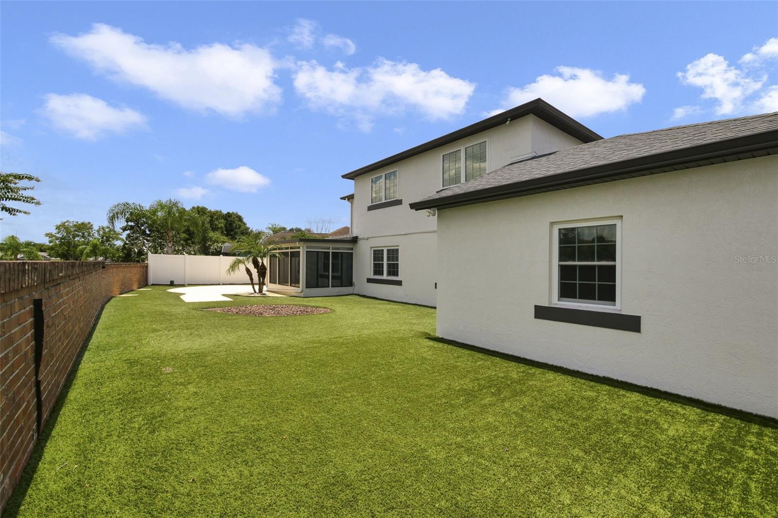 LAUREL RUN AT CRESCENT LAKES - Residential