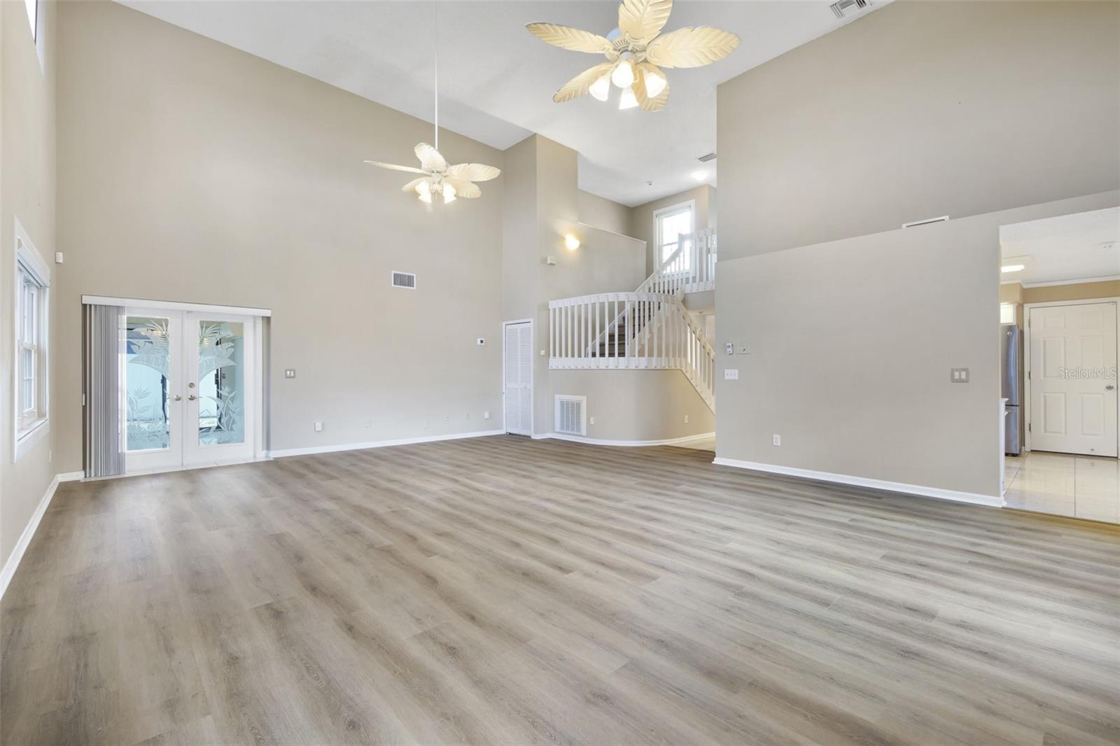 LAUREL RUN AT CRESCENT LAKES - Residential