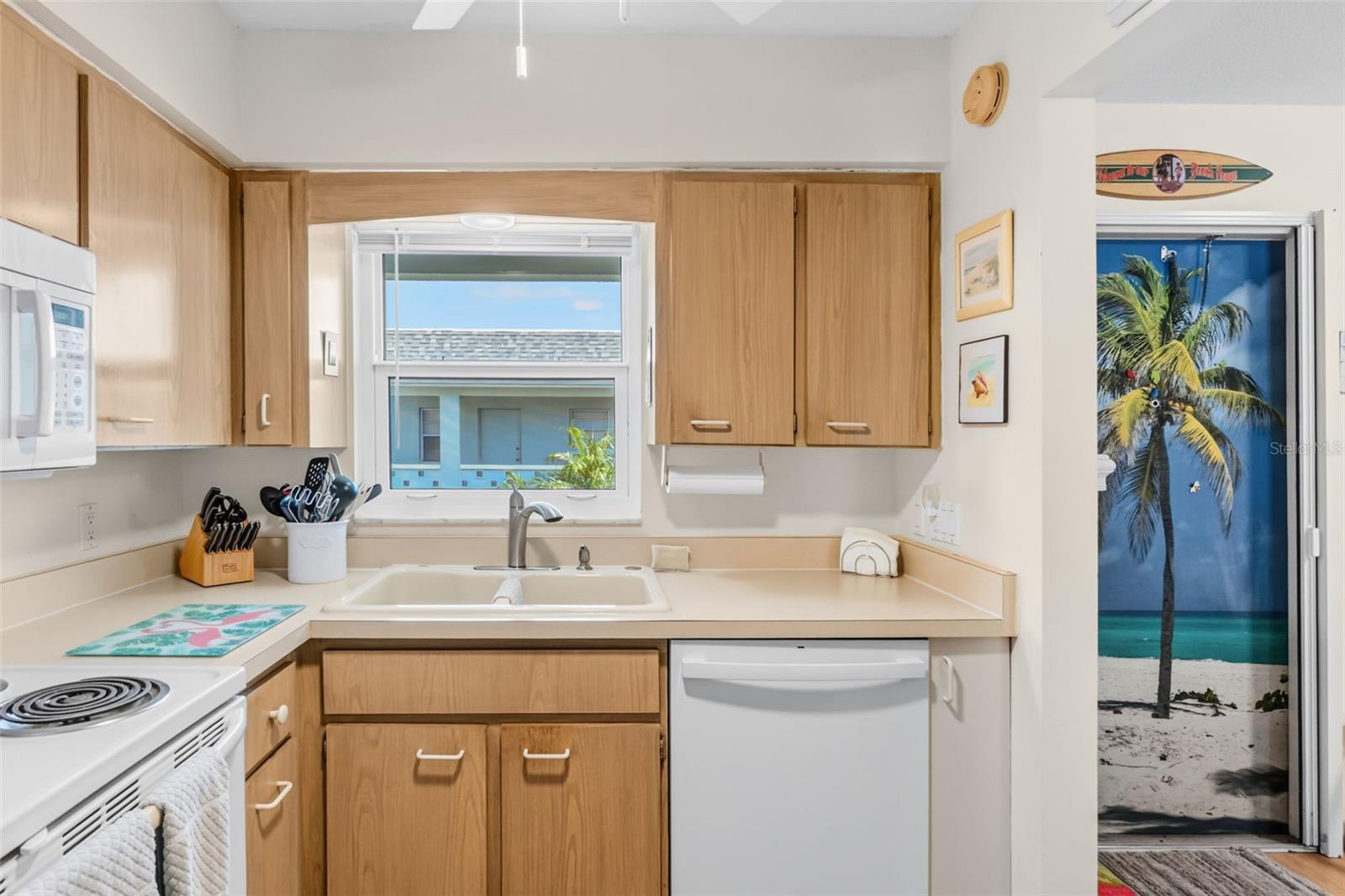 IMPERIAL HOUSE OF BRADENTON BEACH BLDG A - Residential
