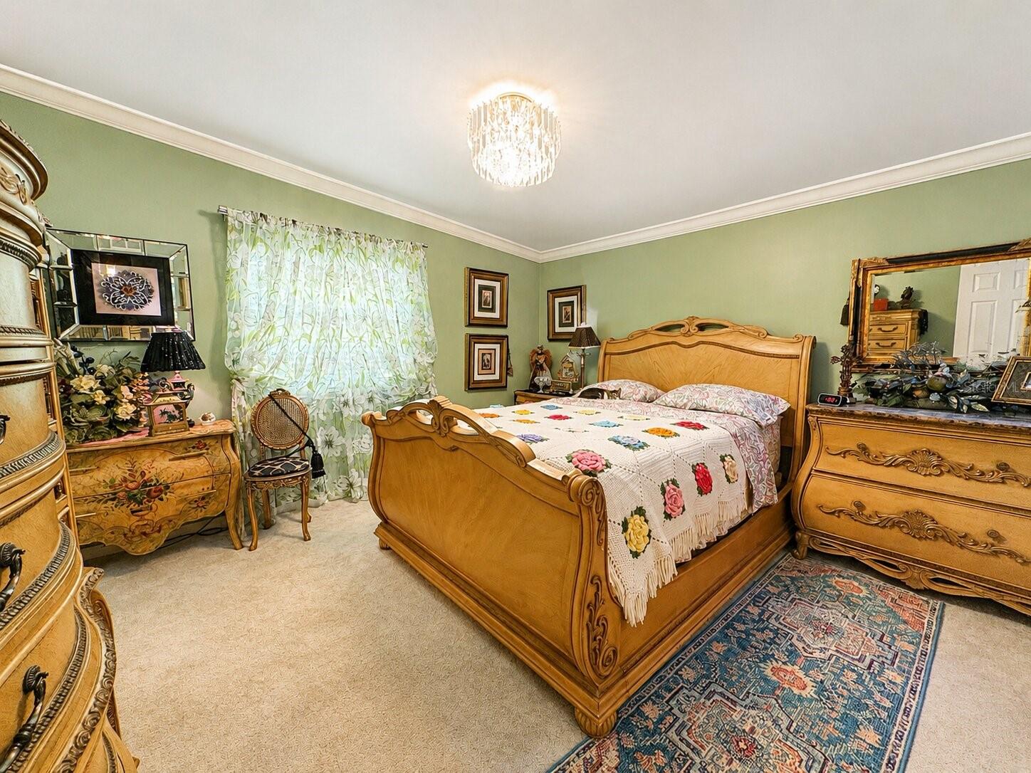 OWEN LAKE HEIGHTS - Residential