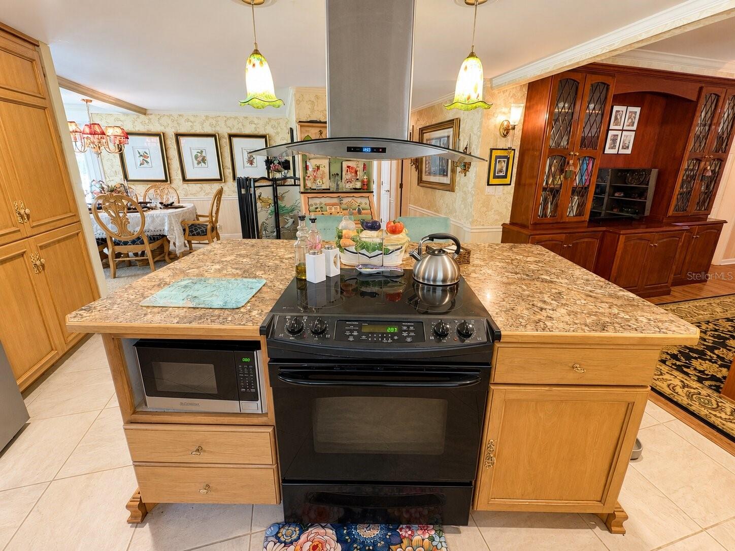 OWEN LAKE HEIGHTS - Residential
