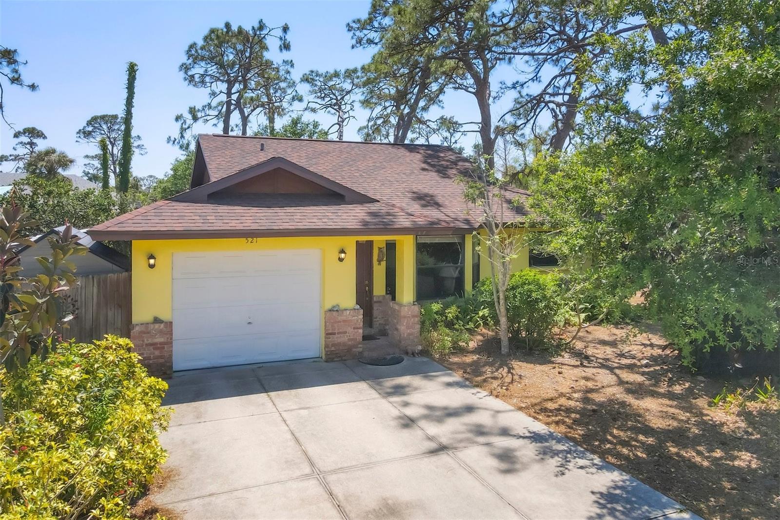 ENGLEWOOD VIEW - Residential