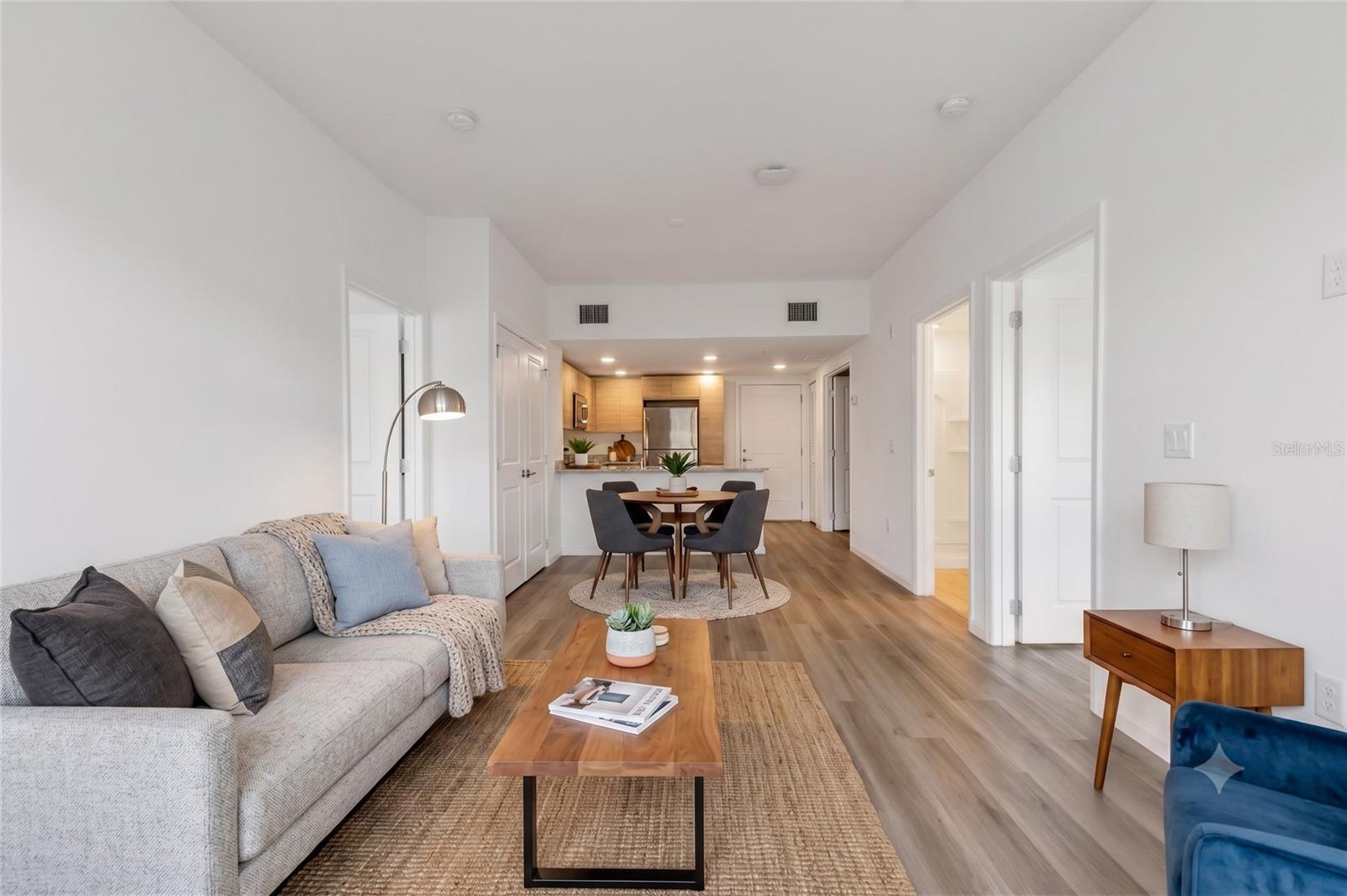 SANDLAKE STATION BLDG 3 - Residential