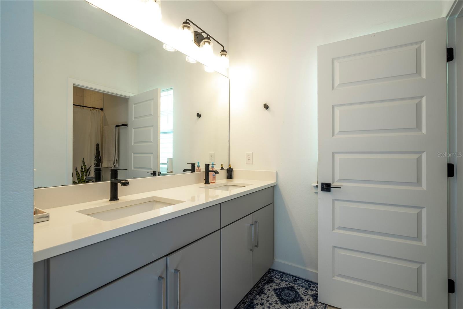 WINDING BAY PH 3 - Residential