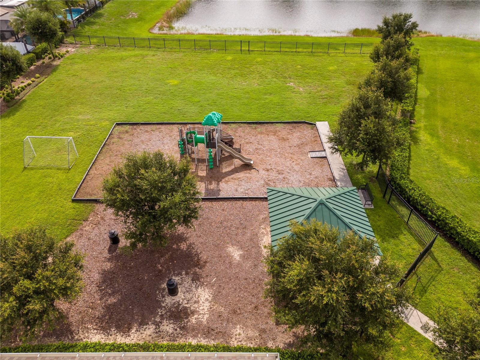 WINDING BAY PH 3 - Residential