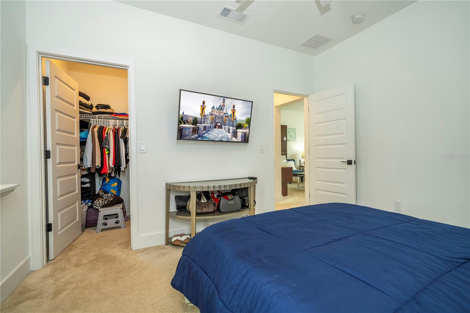 WINDING BAY PH 3 - Residential