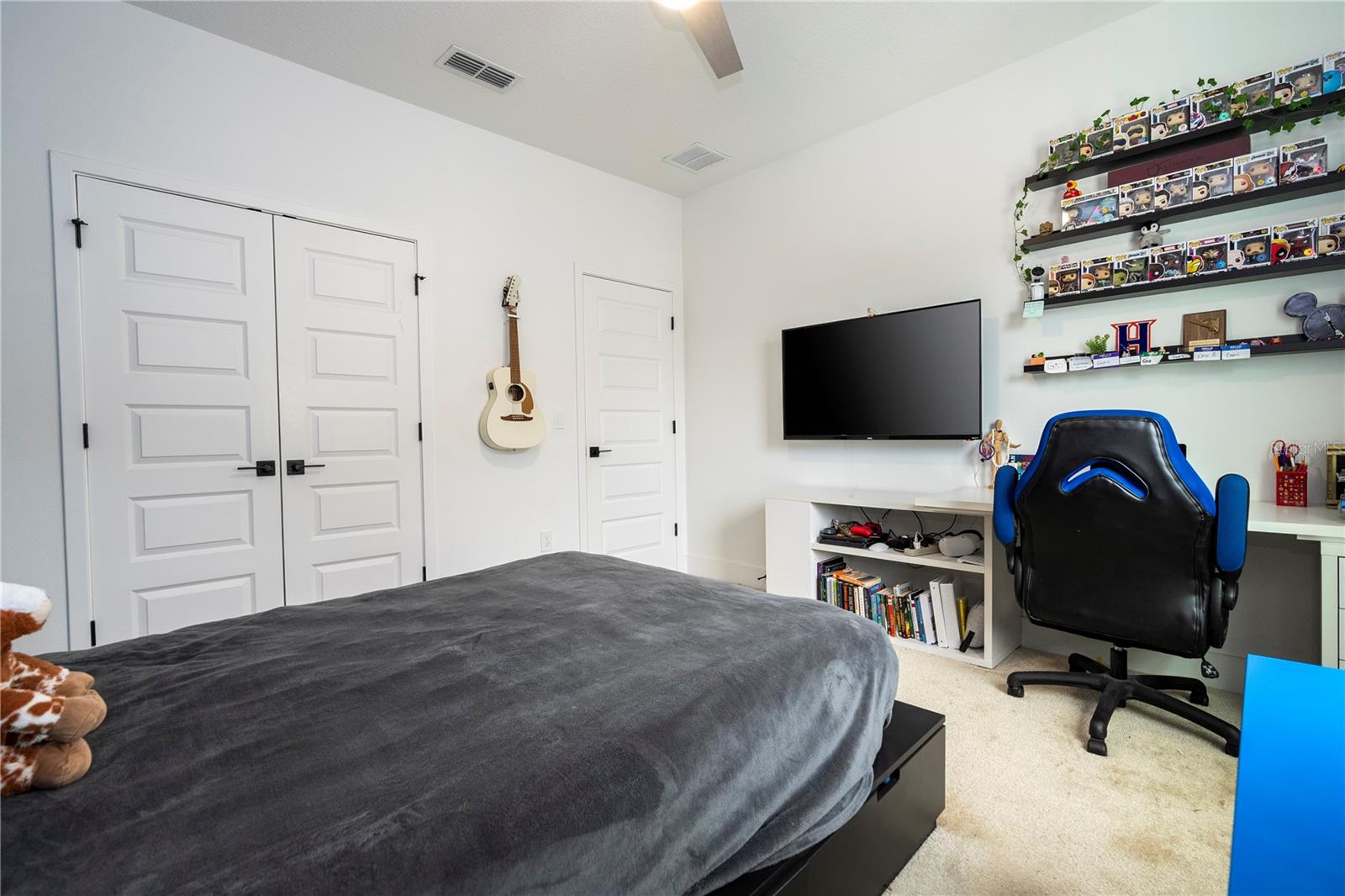 WINDING BAY PH 3 - Residential