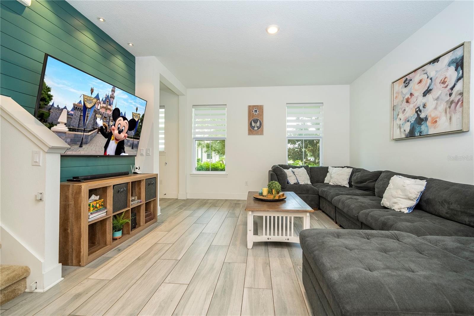 WINDING BAY PH 3 - Residential
