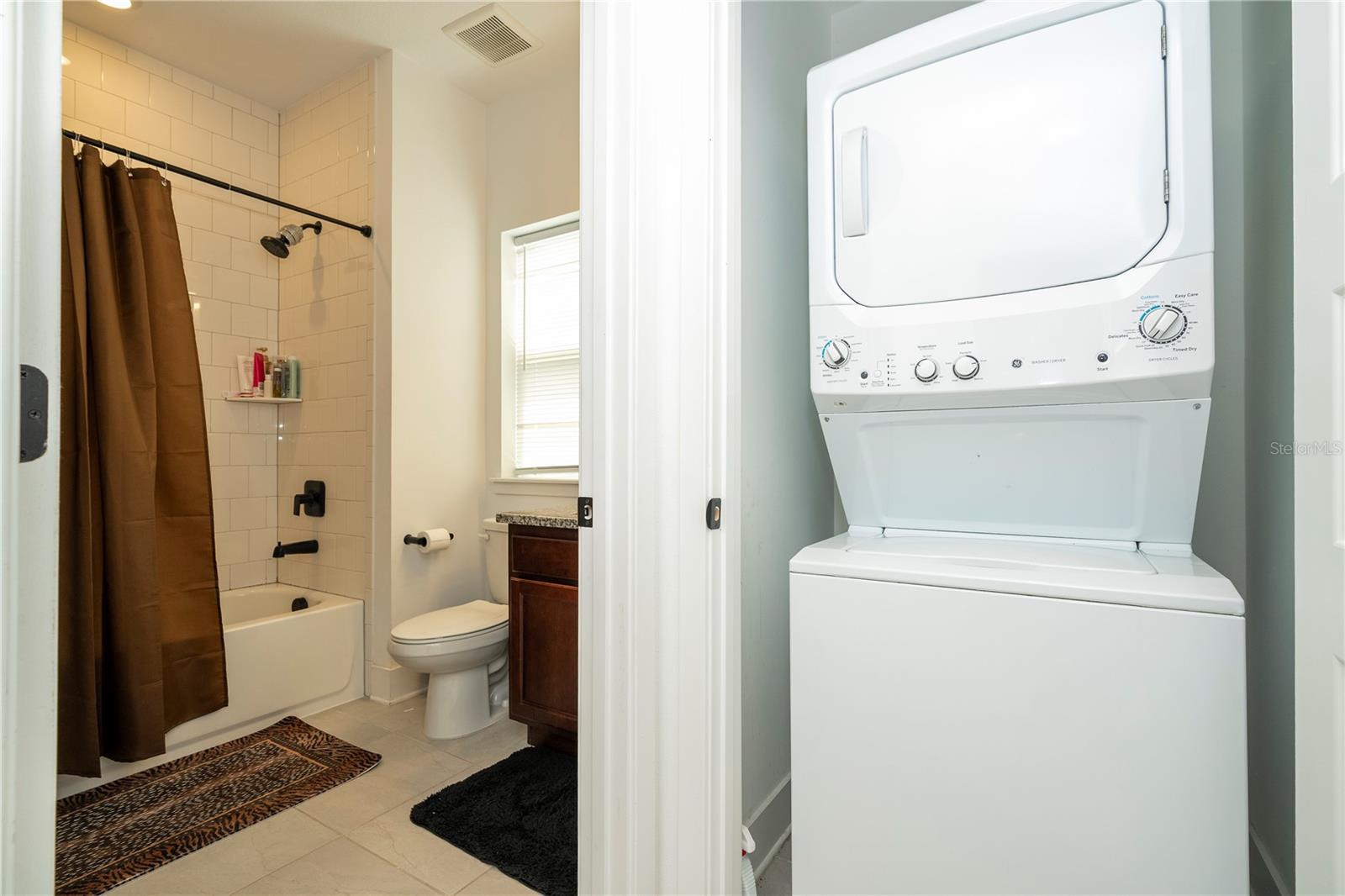 WINDING BAY PH 3 - Residential