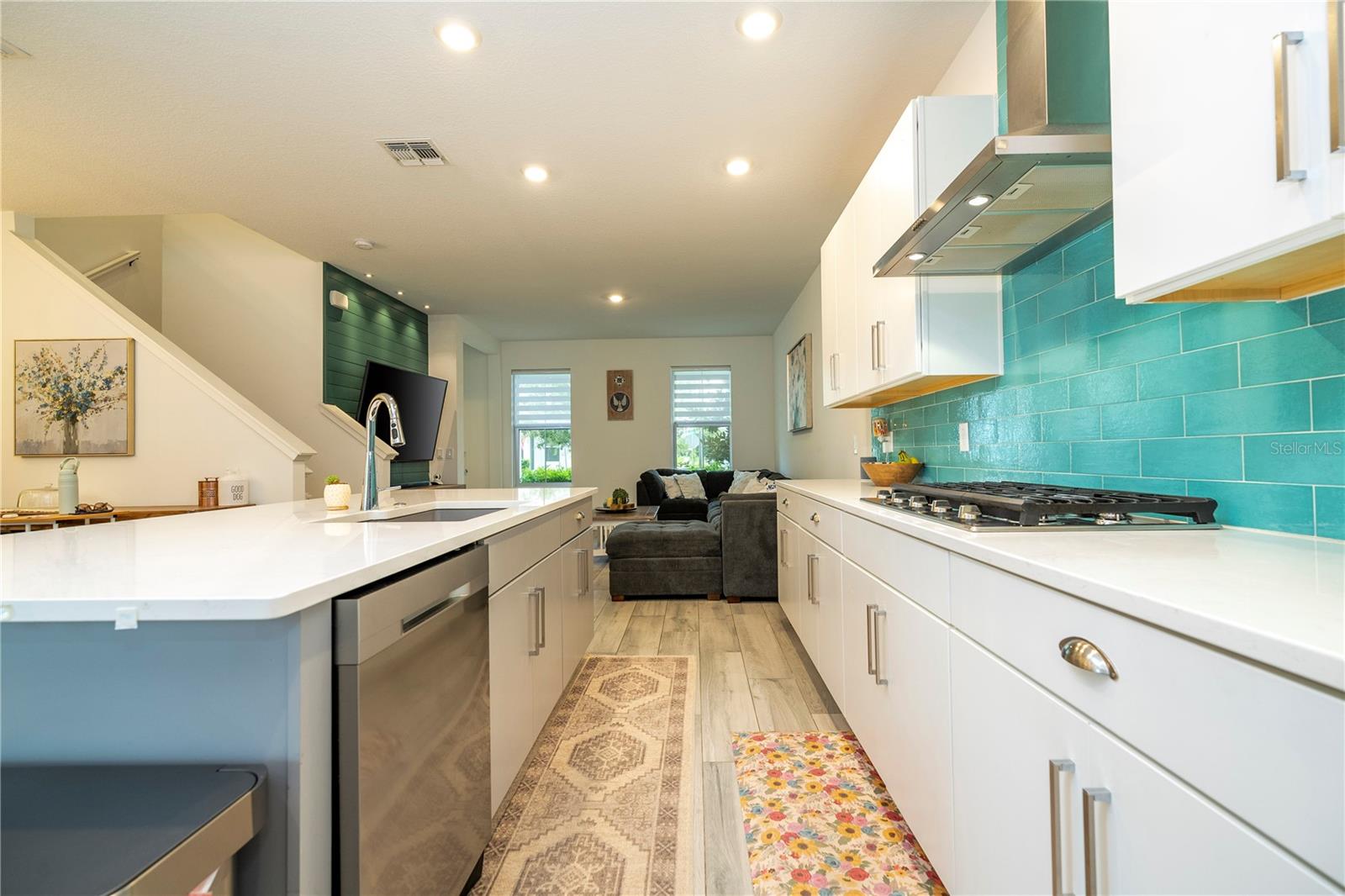 WINDING BAY PH 3 - Residential