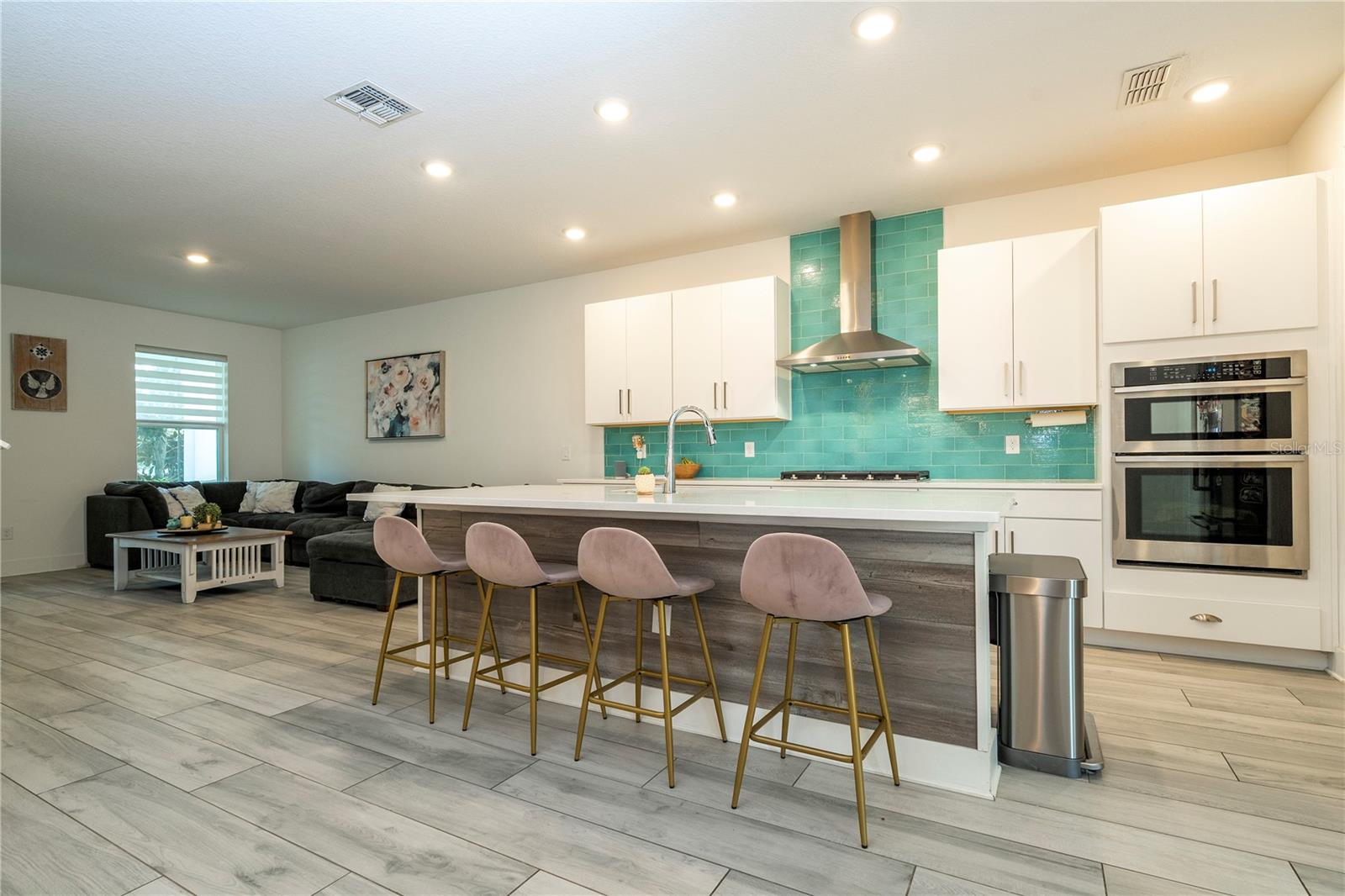 WINDING BAY PH 3 - Residential